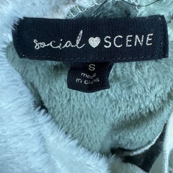 Abercrombie Social Scene 70s vibe green fleece patchwork cropped hoodie small - Picture 4 of 5